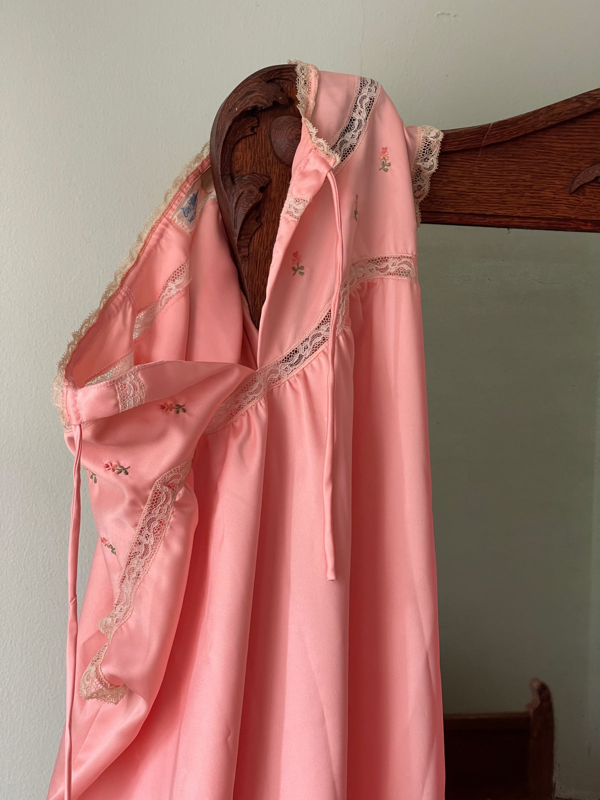 Vintage Pink Nightgown Size M