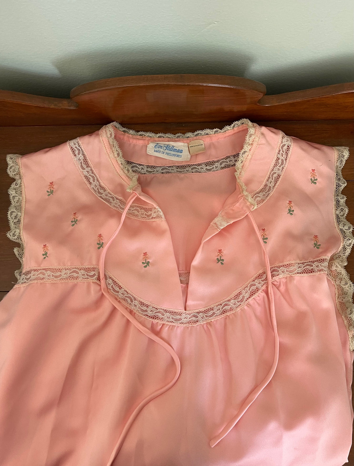 Vintage Pink Nightgown Size M