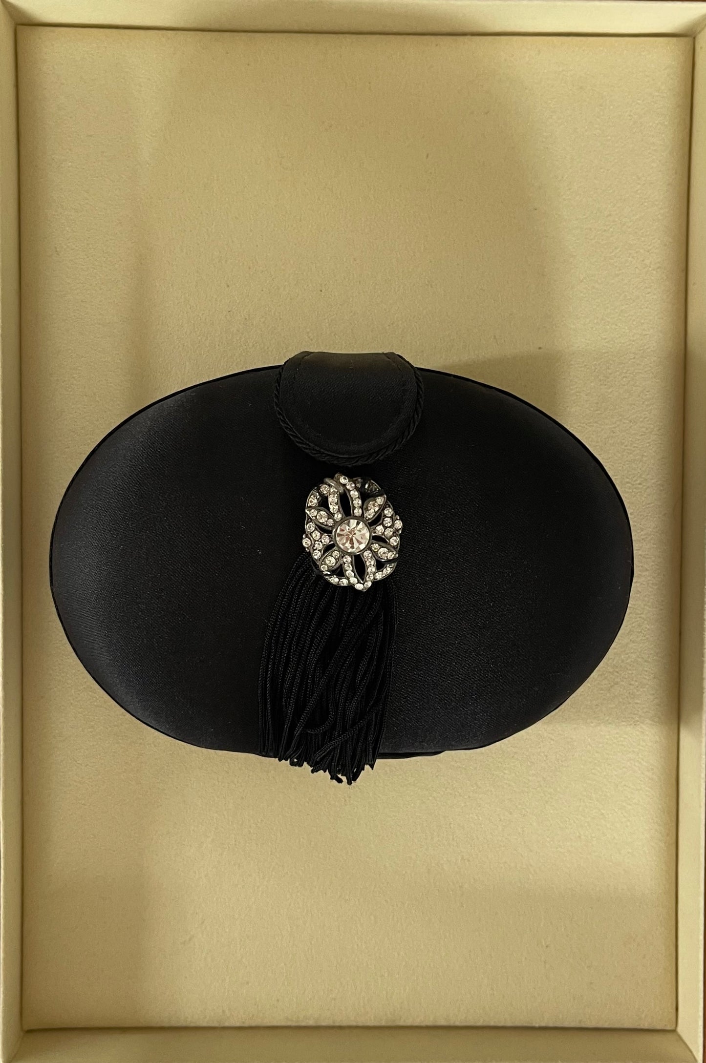 Vintage Oval Clutch